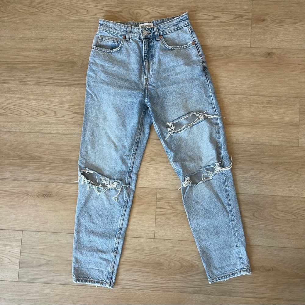 Zara ripped light wash jeans